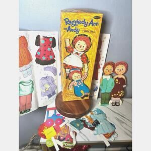 Vintage 1968 Raggedy Ann & Andy “2 Magic Dolls” Paper Dolls Set w/ Original Box